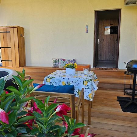 Charmant Studio Pres De La Plage Avec Jacuzzi Et Terrasse Privative Villeneuve-Loubet Εξωτερικό φωτογραφία